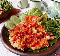 Spicy geprek chicken